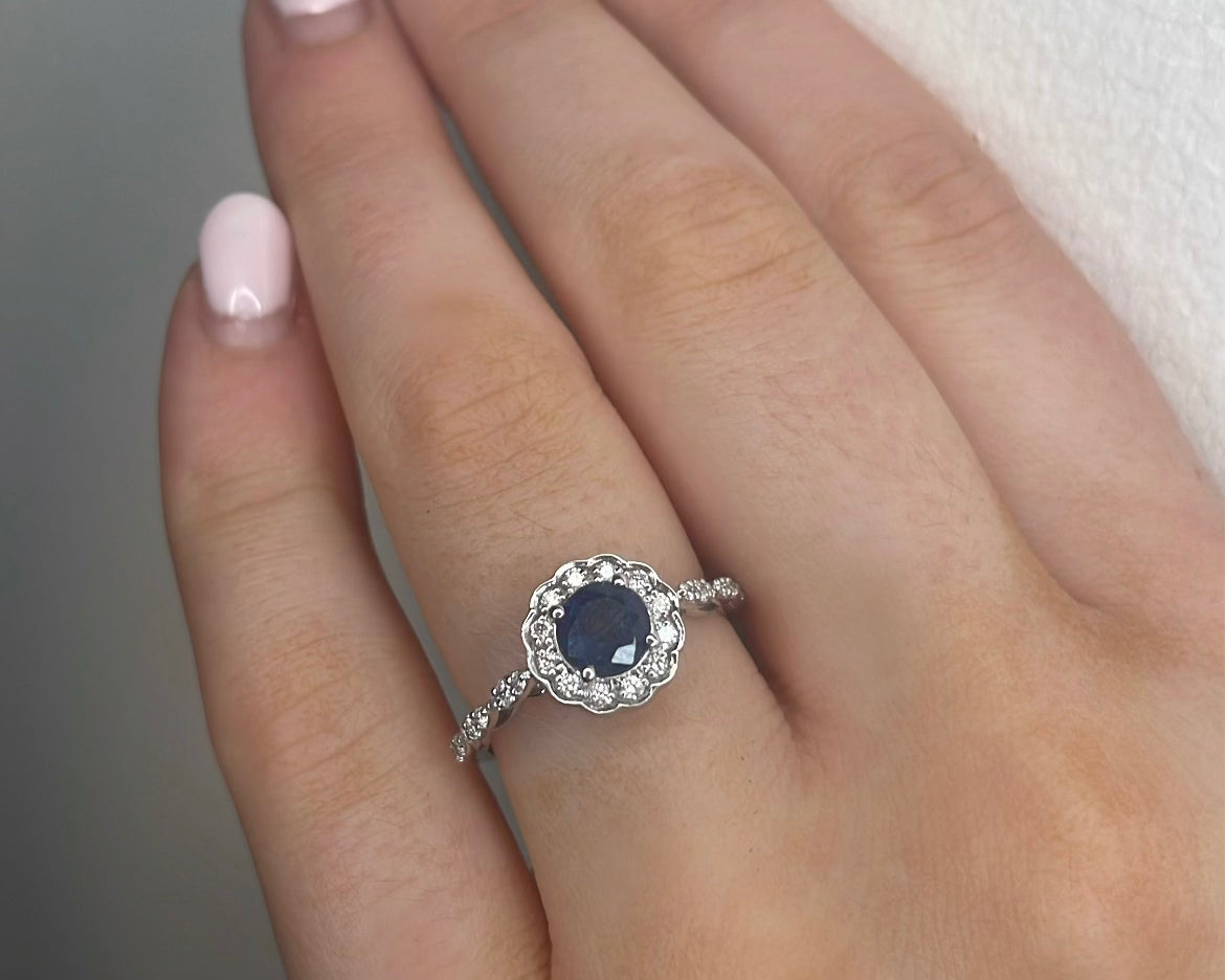 18ct Art-Deco Style Sapphire ring with Diamond Halo