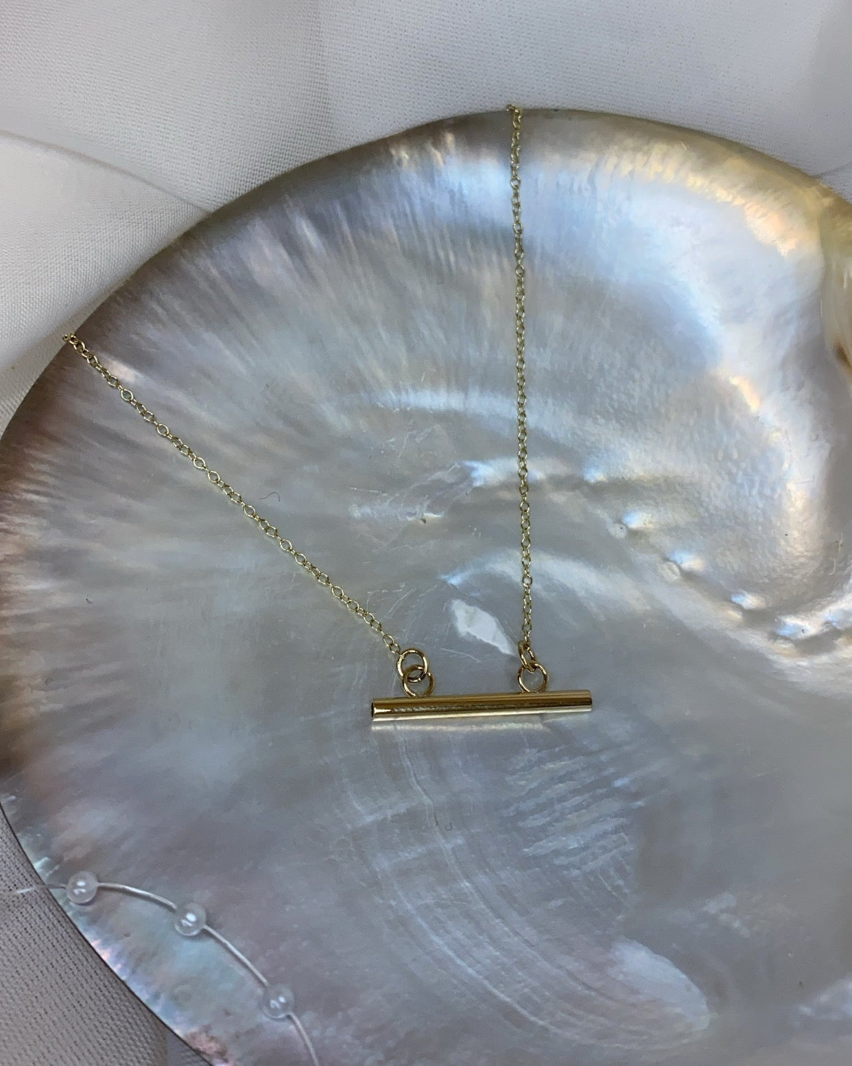 9ct Gold Thin Horizontal Cylindrical Bar Necklace