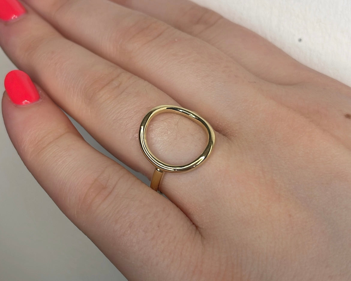9ct Yellow Gold Oval Ring