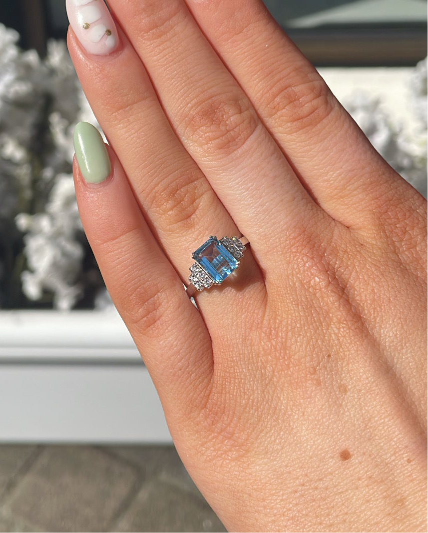 Aquamarine & Diamond White Gold Ring