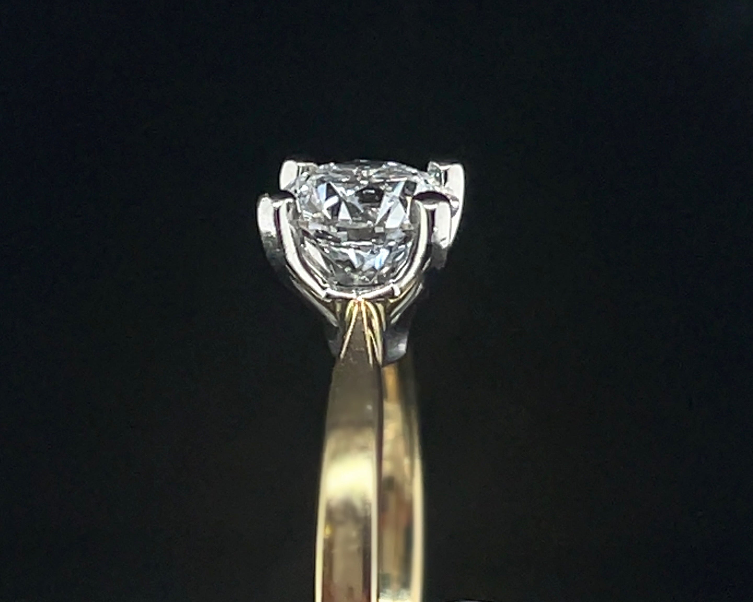 1.75ct Round Brilliant Solitaire Ring in 18ct Yellow Gold