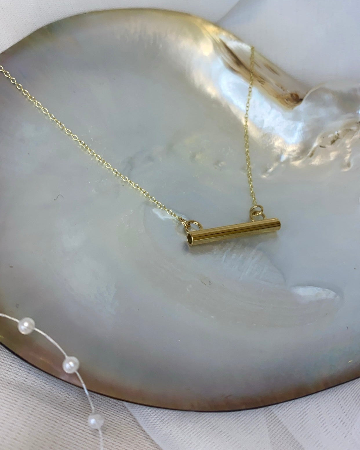 9ct Gold Thick Horizontal Cylindrical Bar Necklace