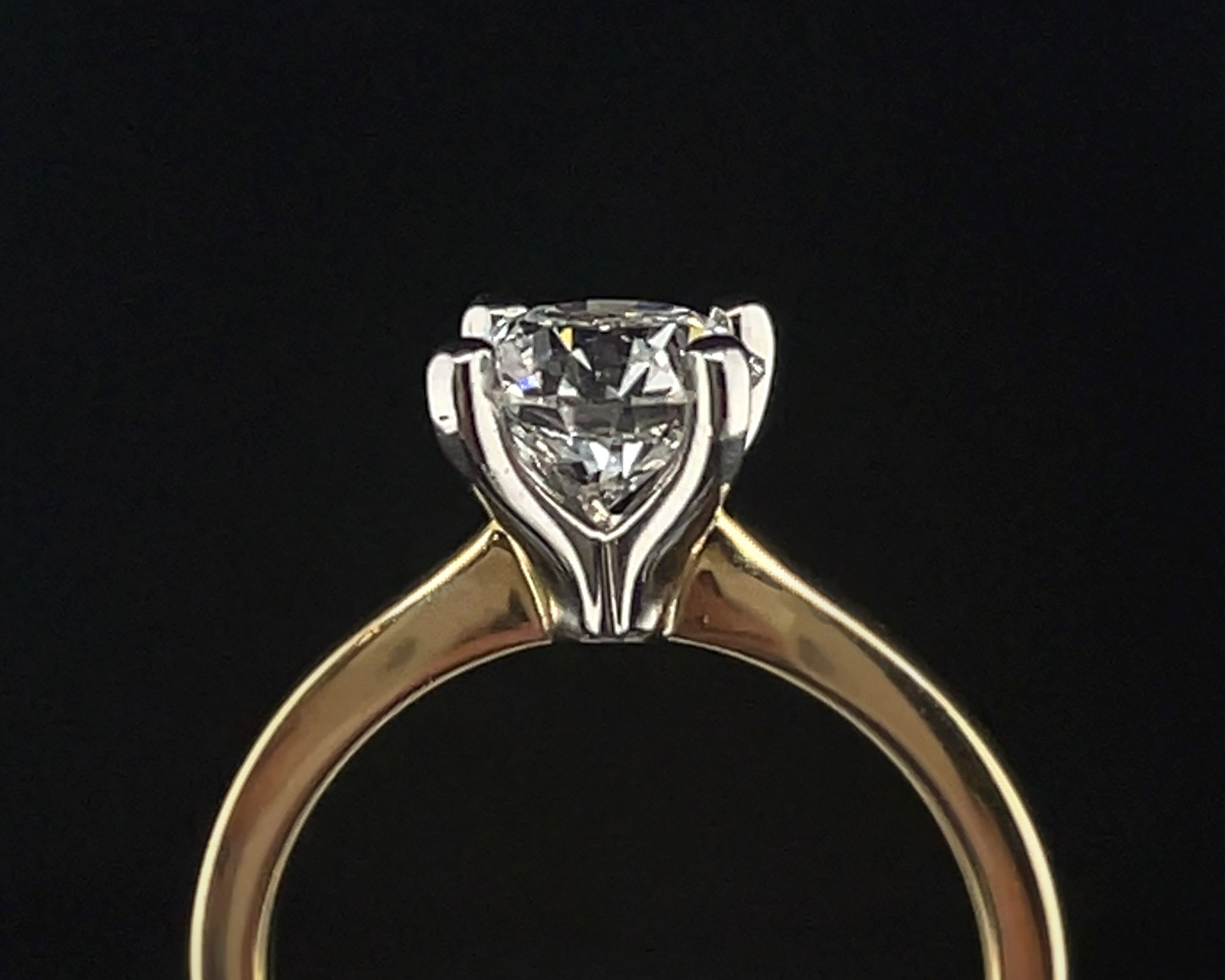 1.75ct Round Brilliant Solitaire Ring in 18ct Yellow Gold