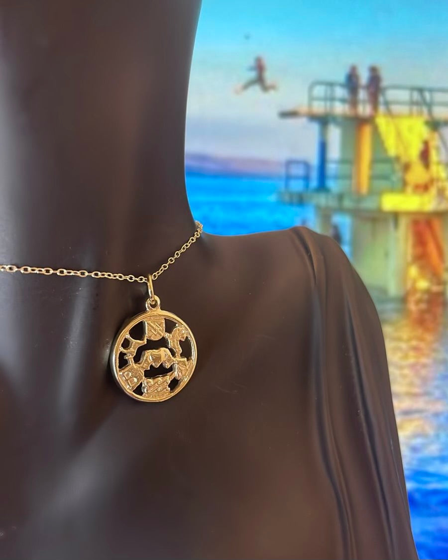 Story of Galway 9ct Yellow Gold Open-Back Pendant
