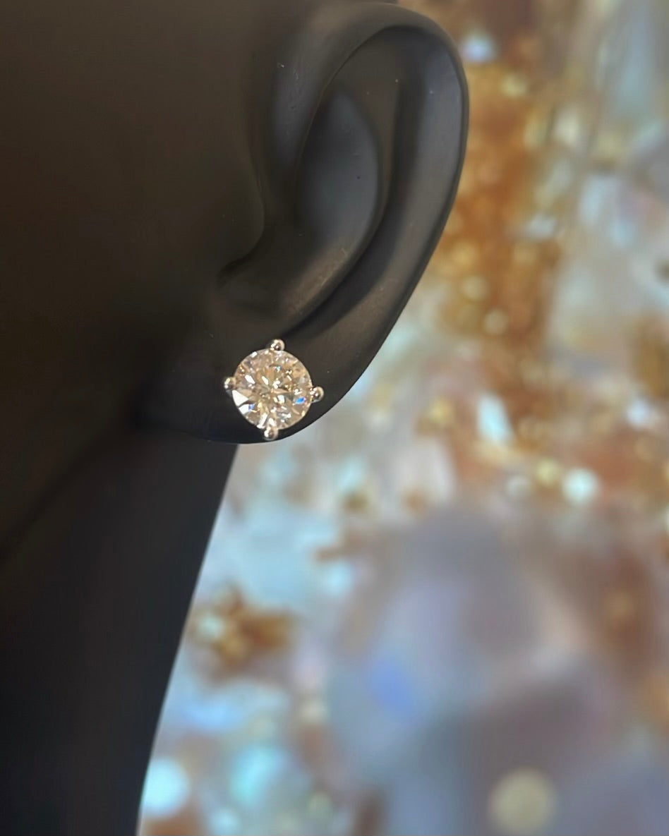 1.40ct Total Round Brilliant Diamond Stud 18ct Yellow Gold Earrings