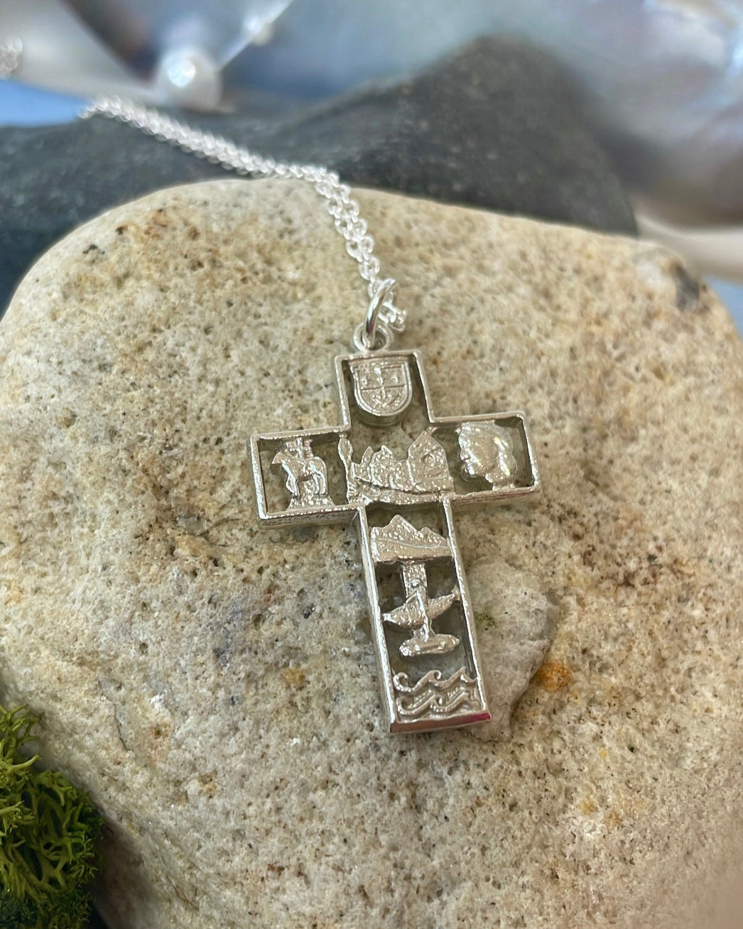 Large Story of Mayo Sterling Silver Open Back Cross