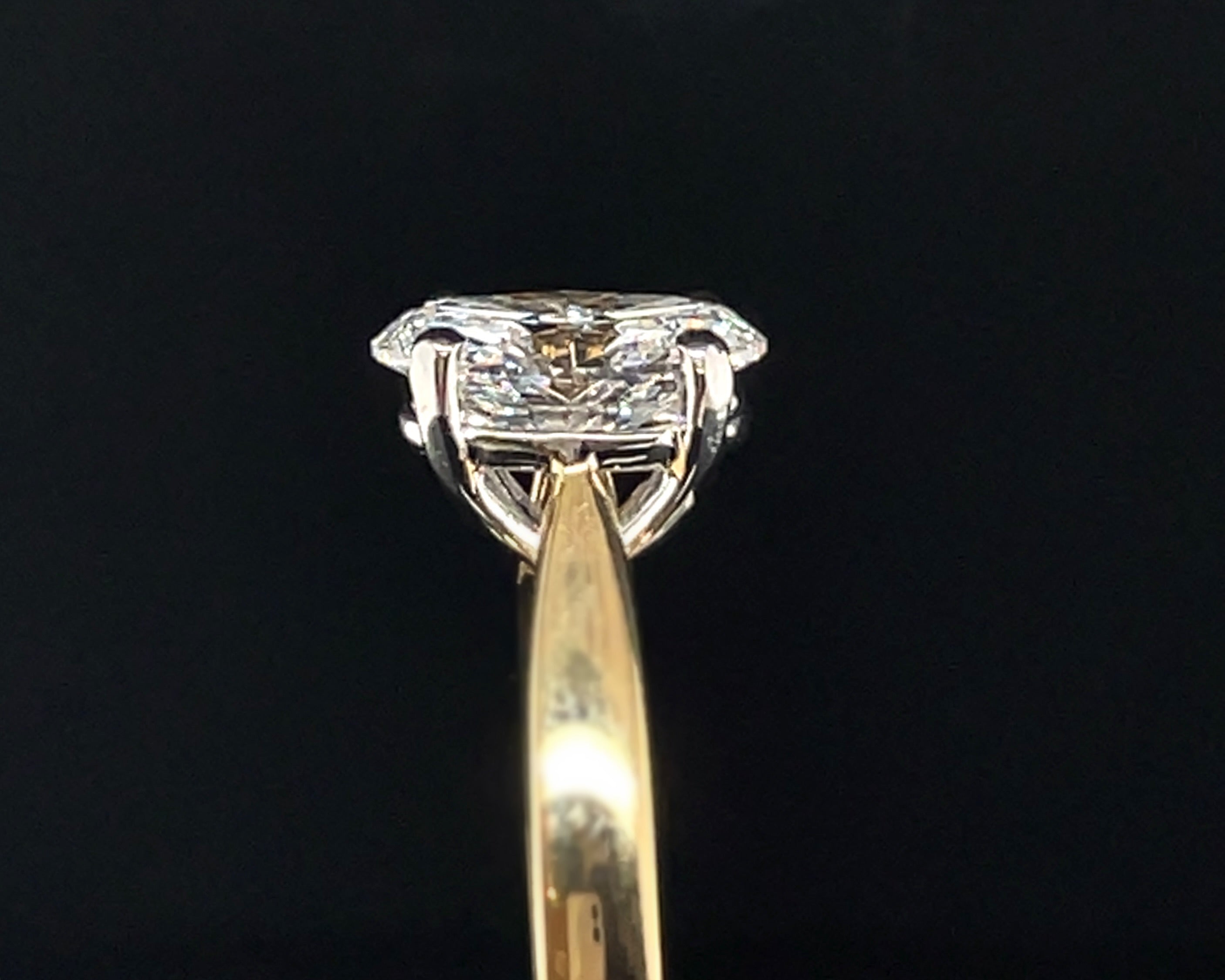 1.60ct Oval Diamond Solitaire Ring in 18ct Yellow Gold