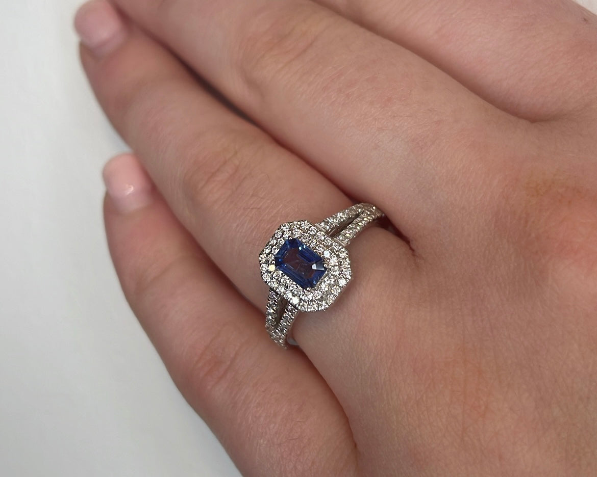 18ct White Gold Sapphire Double Halo Split Shank Diamond Ring