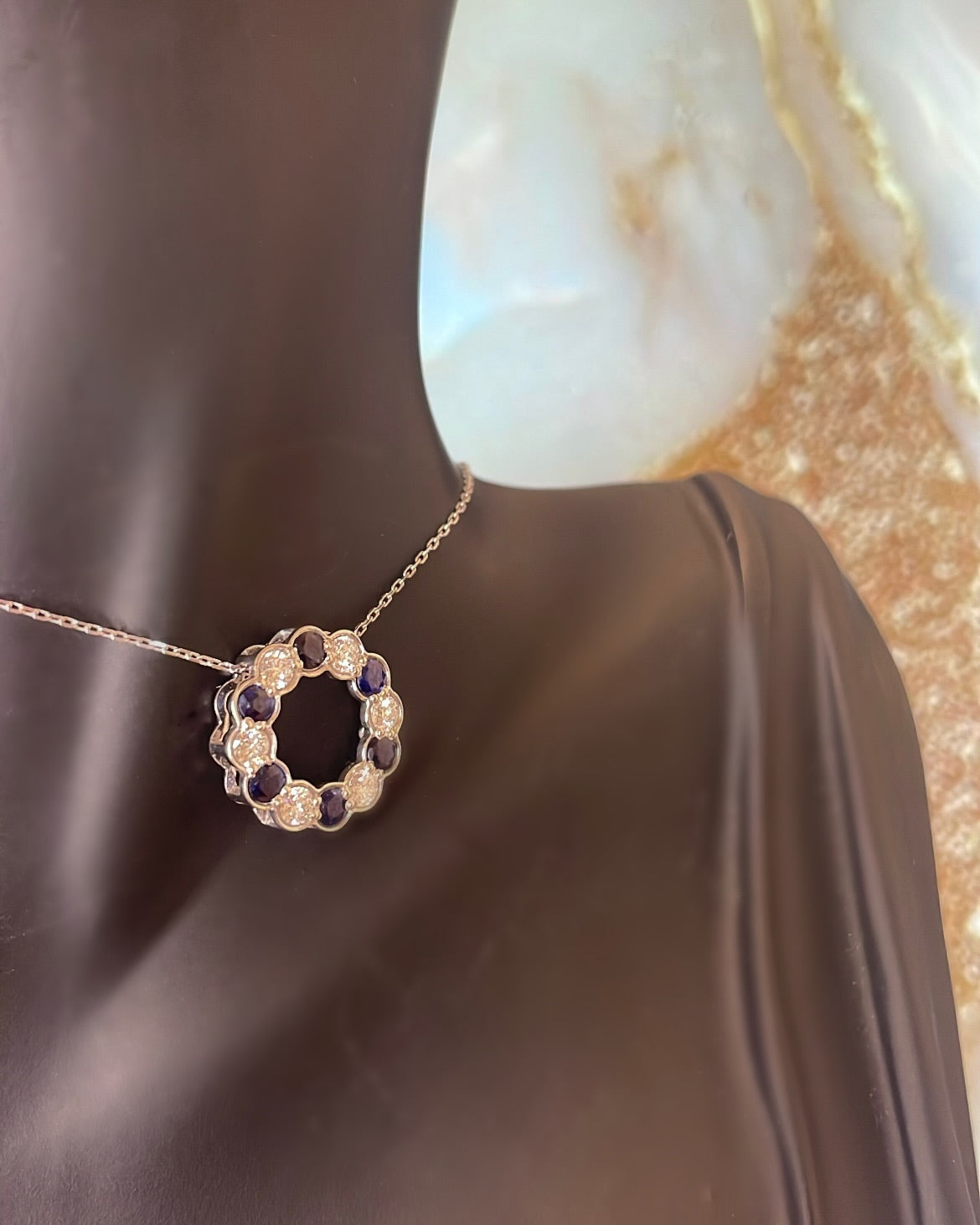 9ct Gold Diamond & Sapphire Circle Pendant