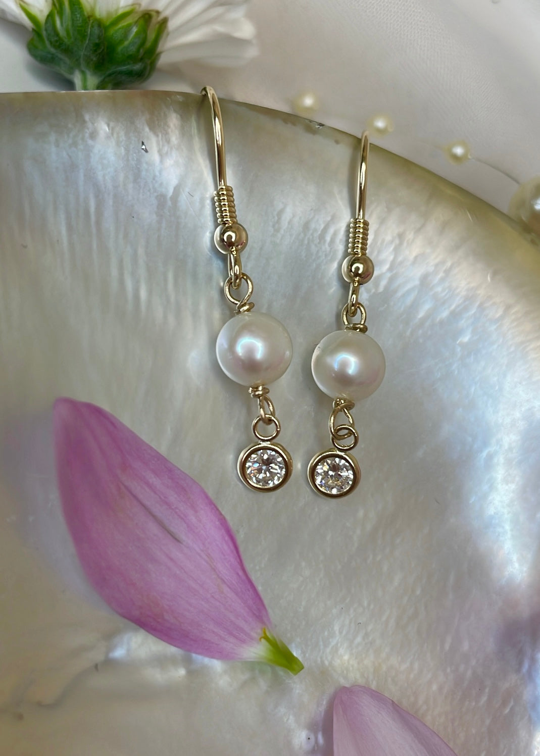 9ct Gold Freshwater Pearl & Diamond Shepherd Hook Earrings