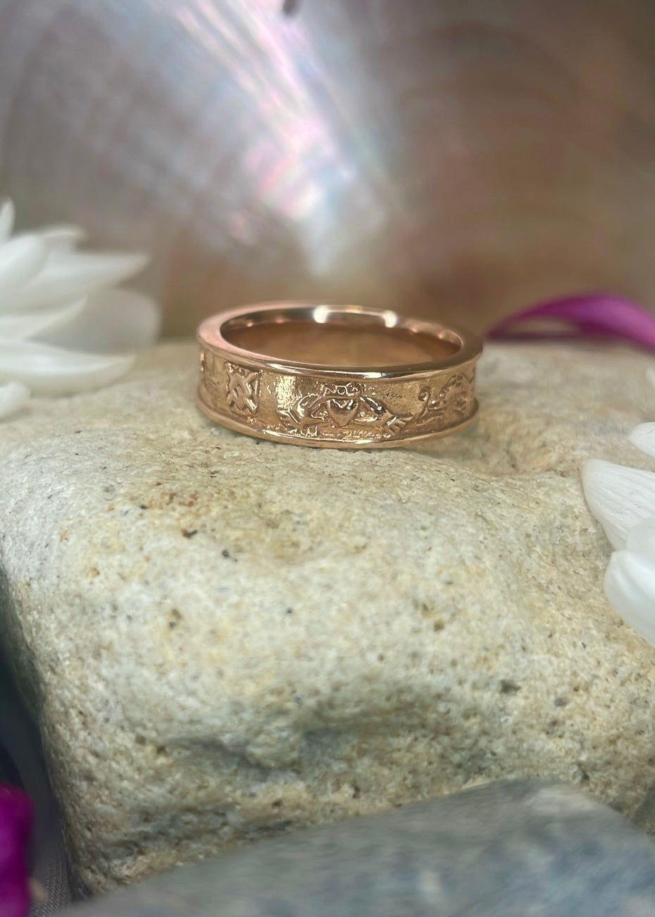 The Story of Galway Slim 9ct Gold Ring