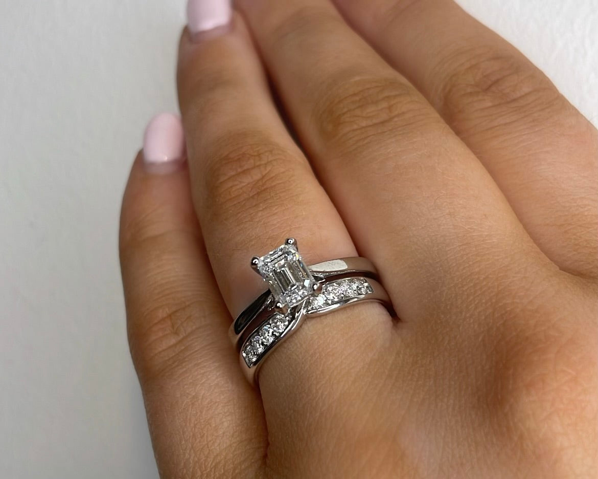 18ct White Gold & Diamond Crossover Wedding Band