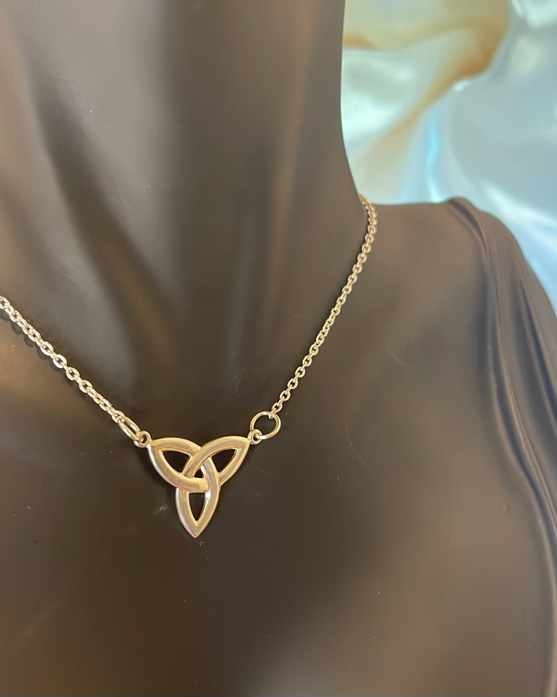 Sterling Silver Trinity Knot Double Link Pendant
