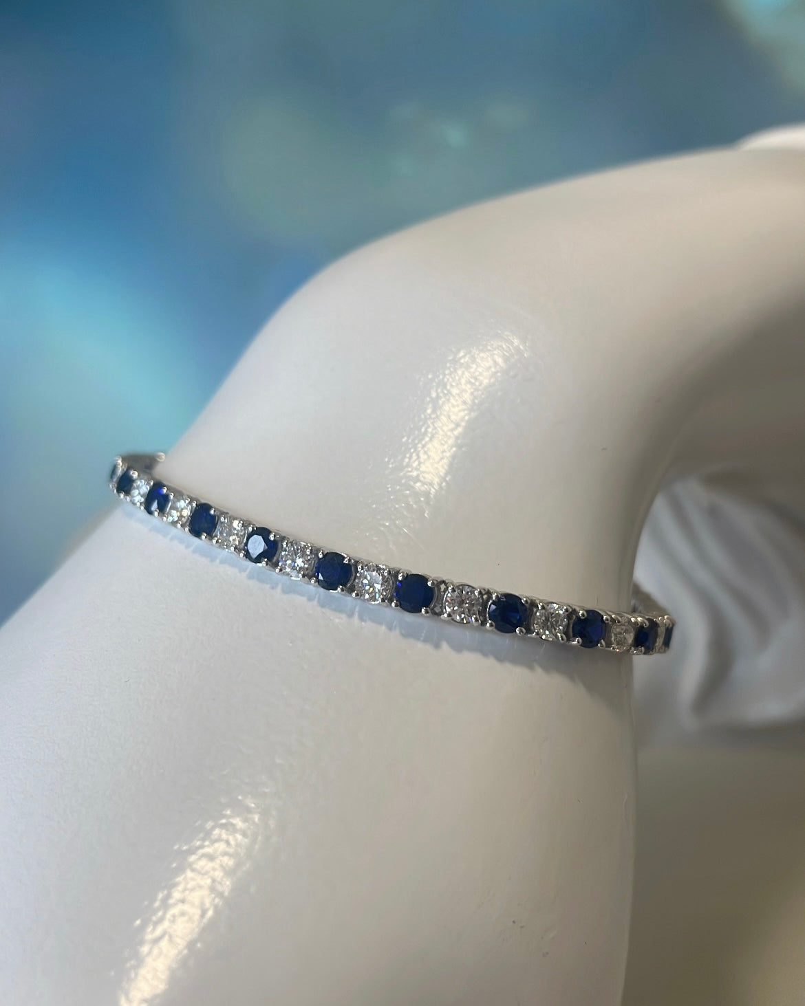 18ct White Gold Diamond and Sapphire Bracelet