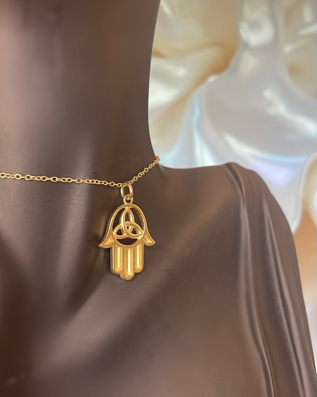 9ct Yellow Gold Hand of Fatima & Trinity Knot Pendant