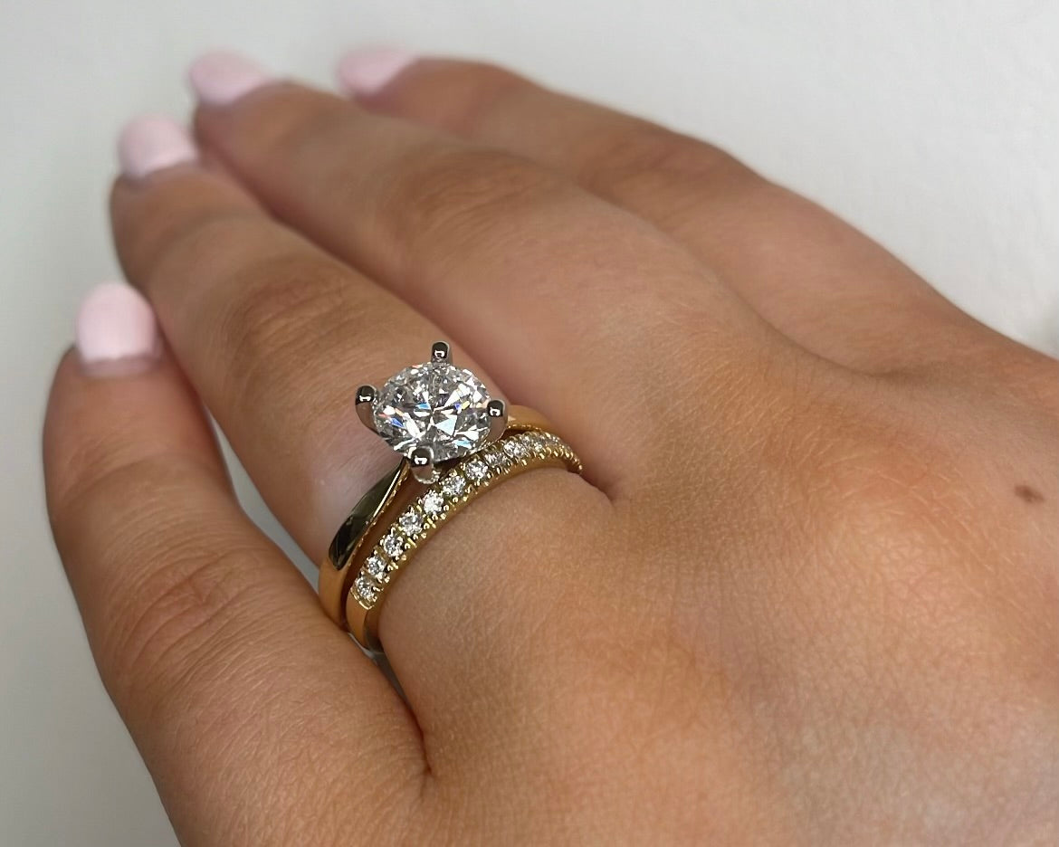 18ct Yellow Gold Pavé Diamond Milgrain Wedding Band