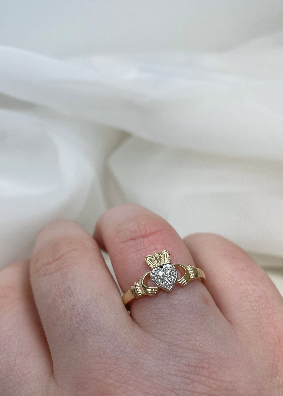 9ct Claddagh Pavé Diamond Ring