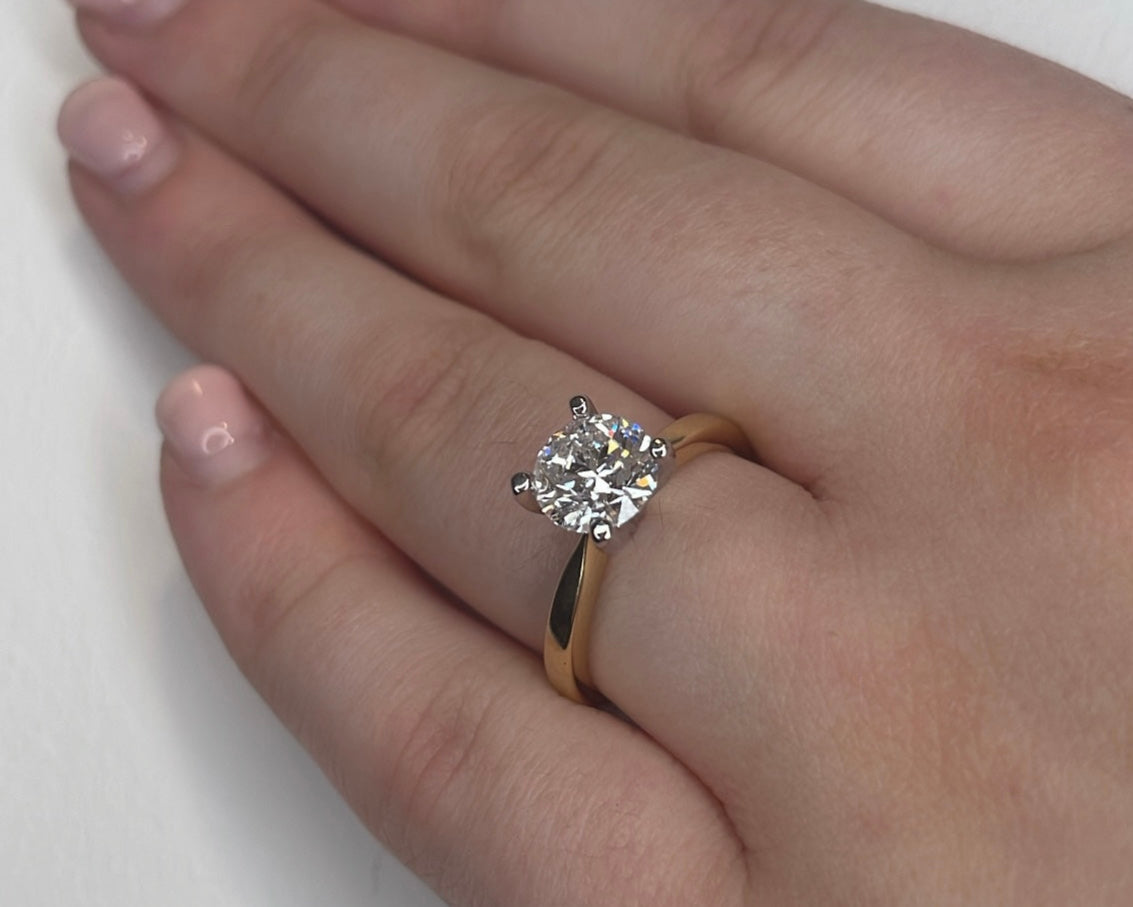 1.75ct Round Brilliant Solitaire Ring in 18ct Yellow Gold