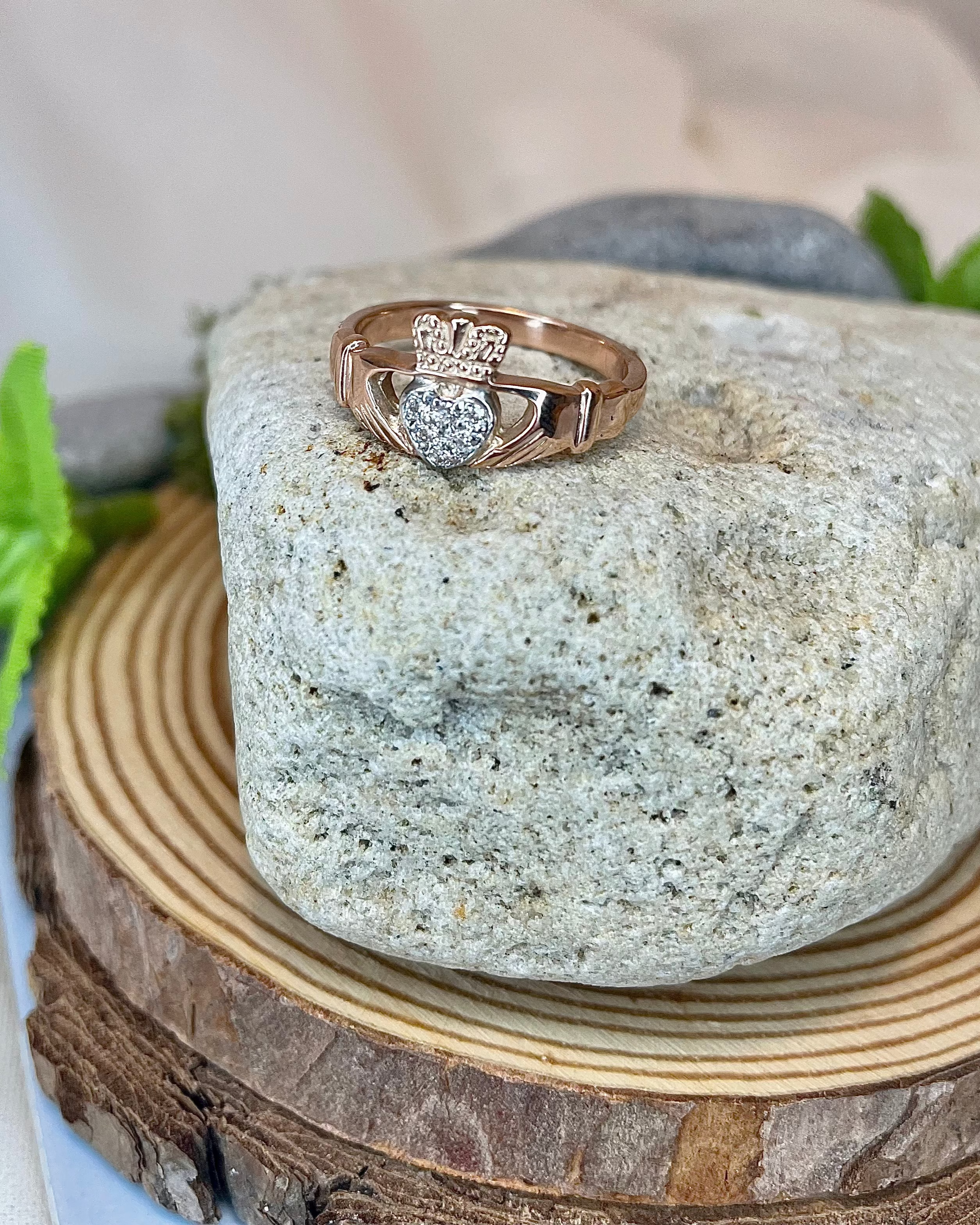 9ct Rose Gold Claddagh Pavé Diamond Ring