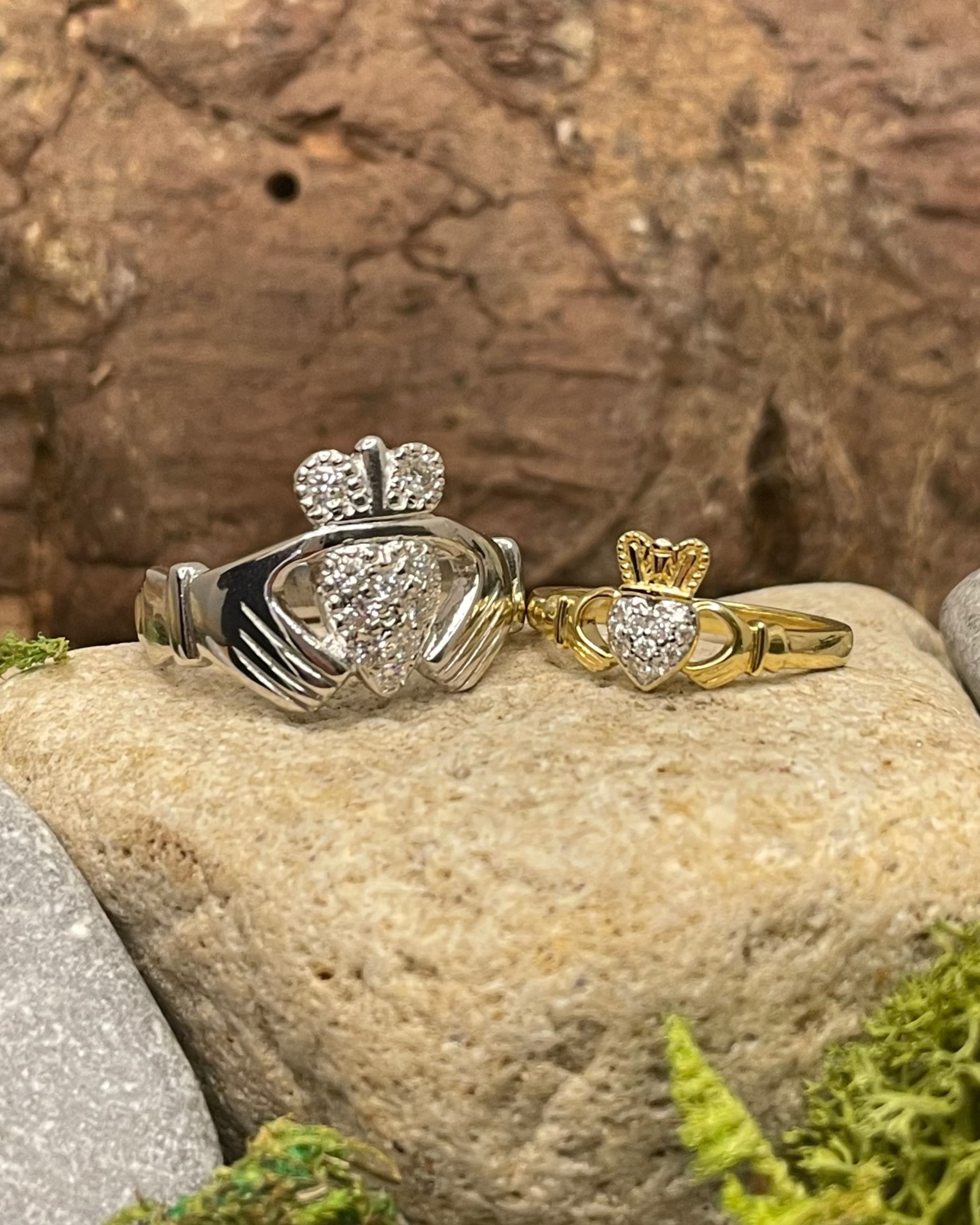 10ct White Gold Gents Diamond Claddagh Ring