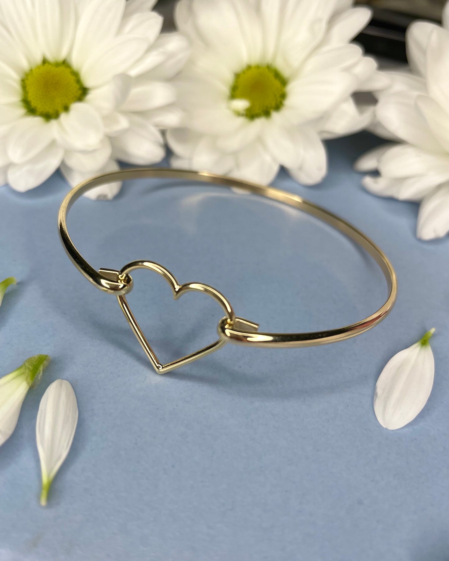 Heart 9ct Yellow Gold Bangle