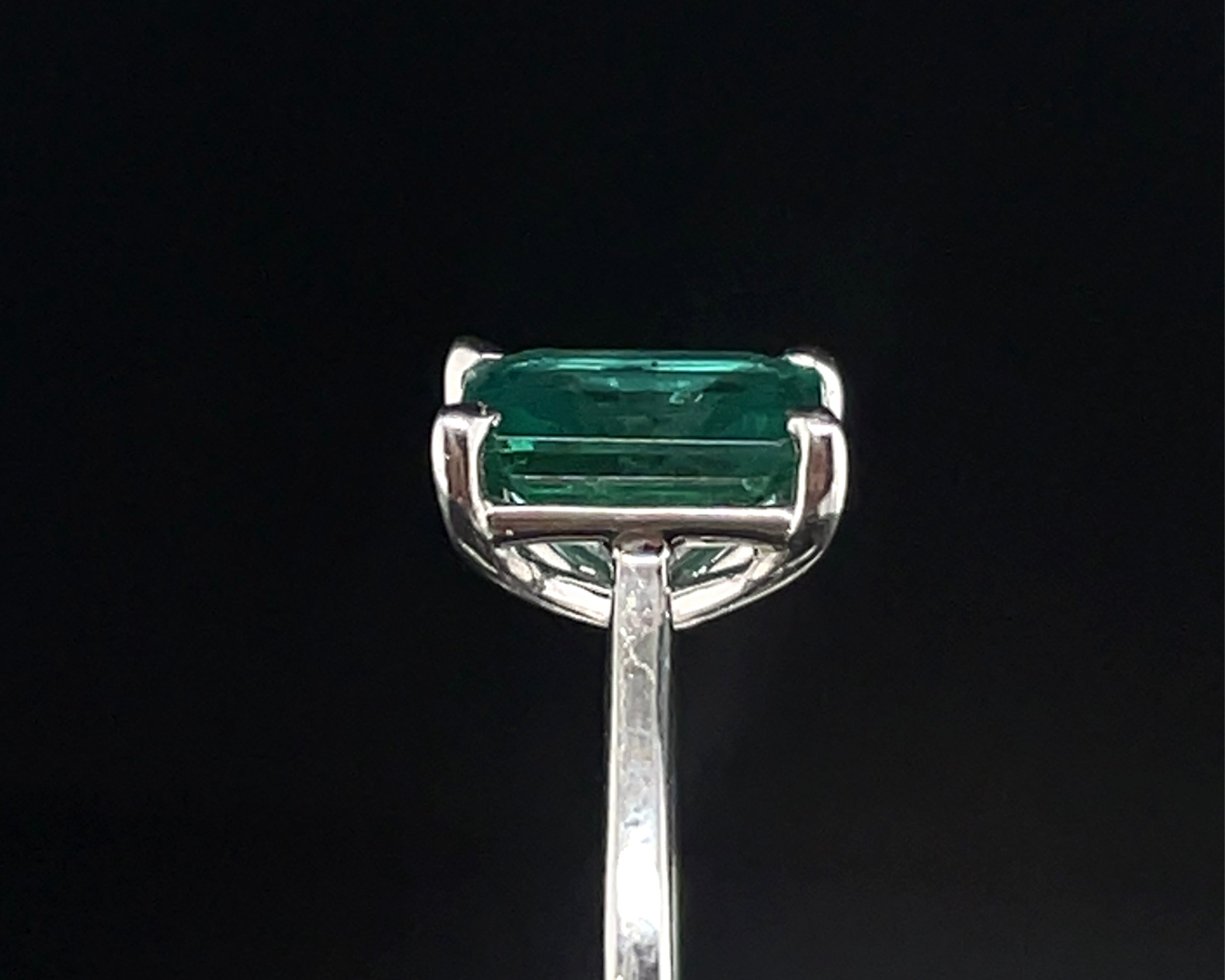 Toi Et Moi Emerald & Diamond 18ct White Gold Ring