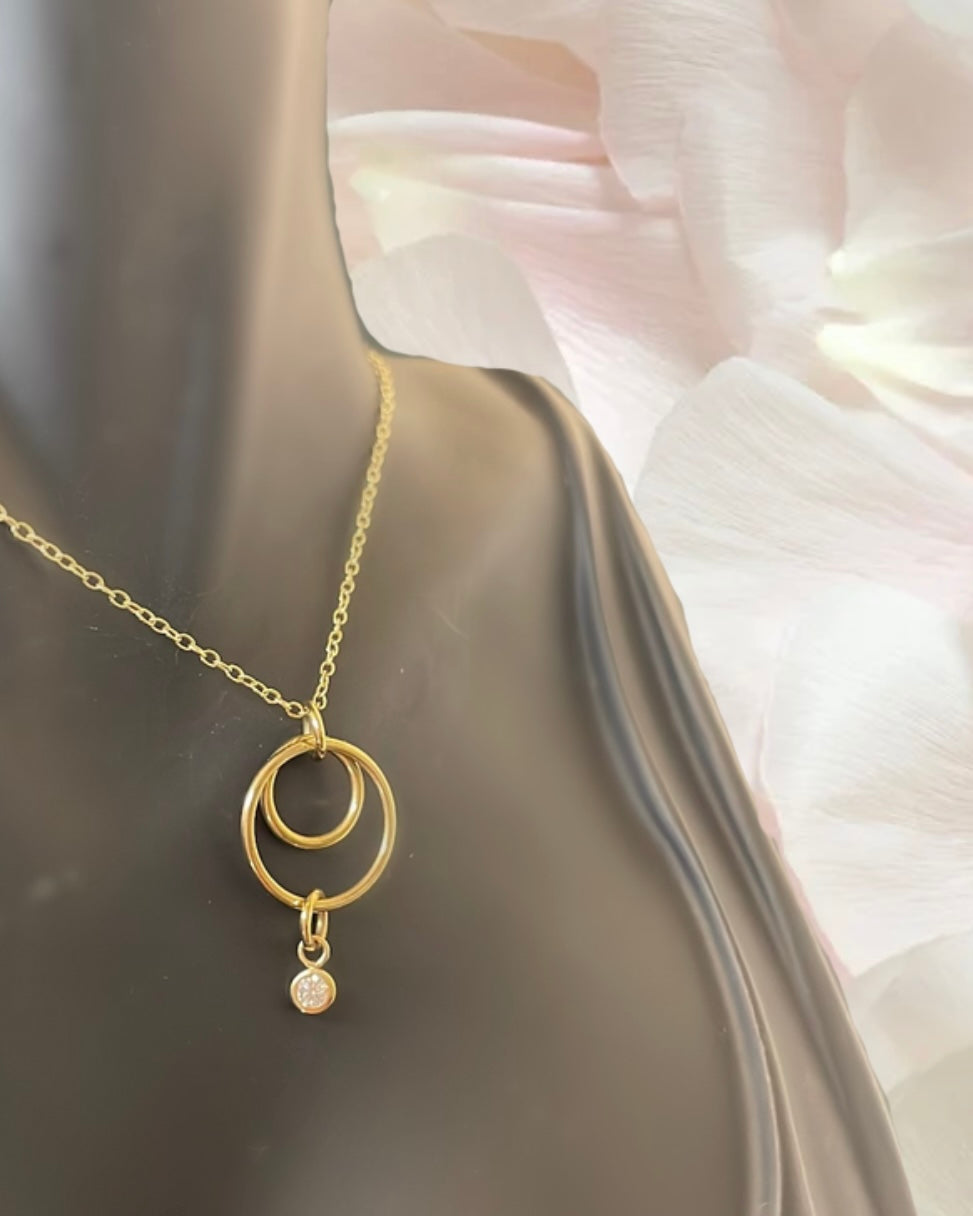 9ct Double Circle & Diamond Pendant