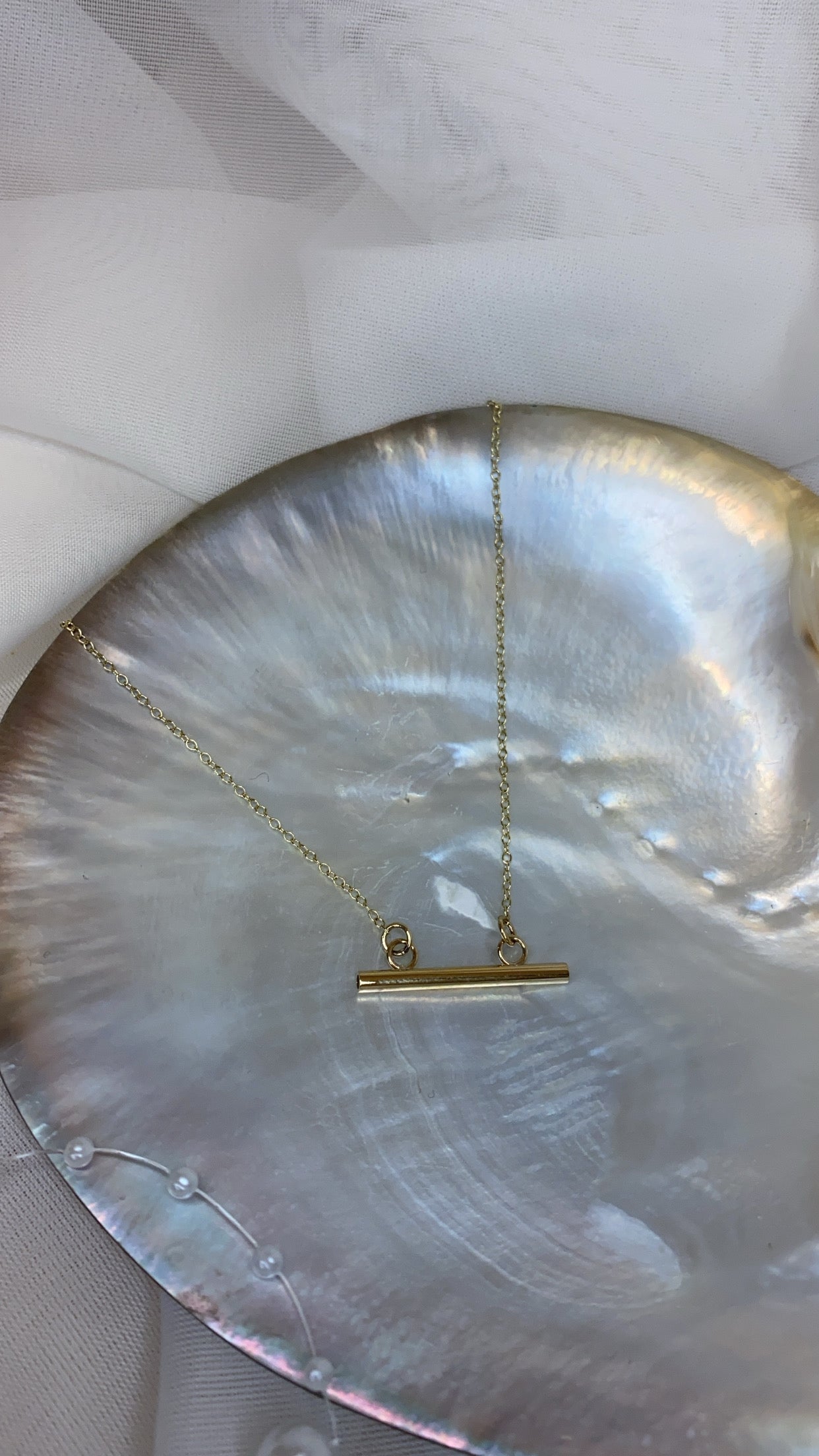 9ct Gold Thin Horizontal Cylindrical Bar Necklace