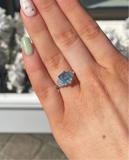 Aquamarine & Diamond White Gold Ring