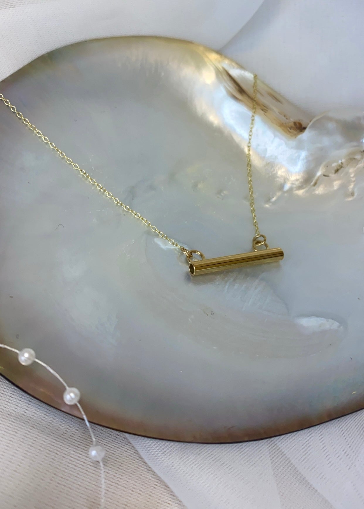 9ct Gold Thick Horizontal Cylindrical Bar Necklace