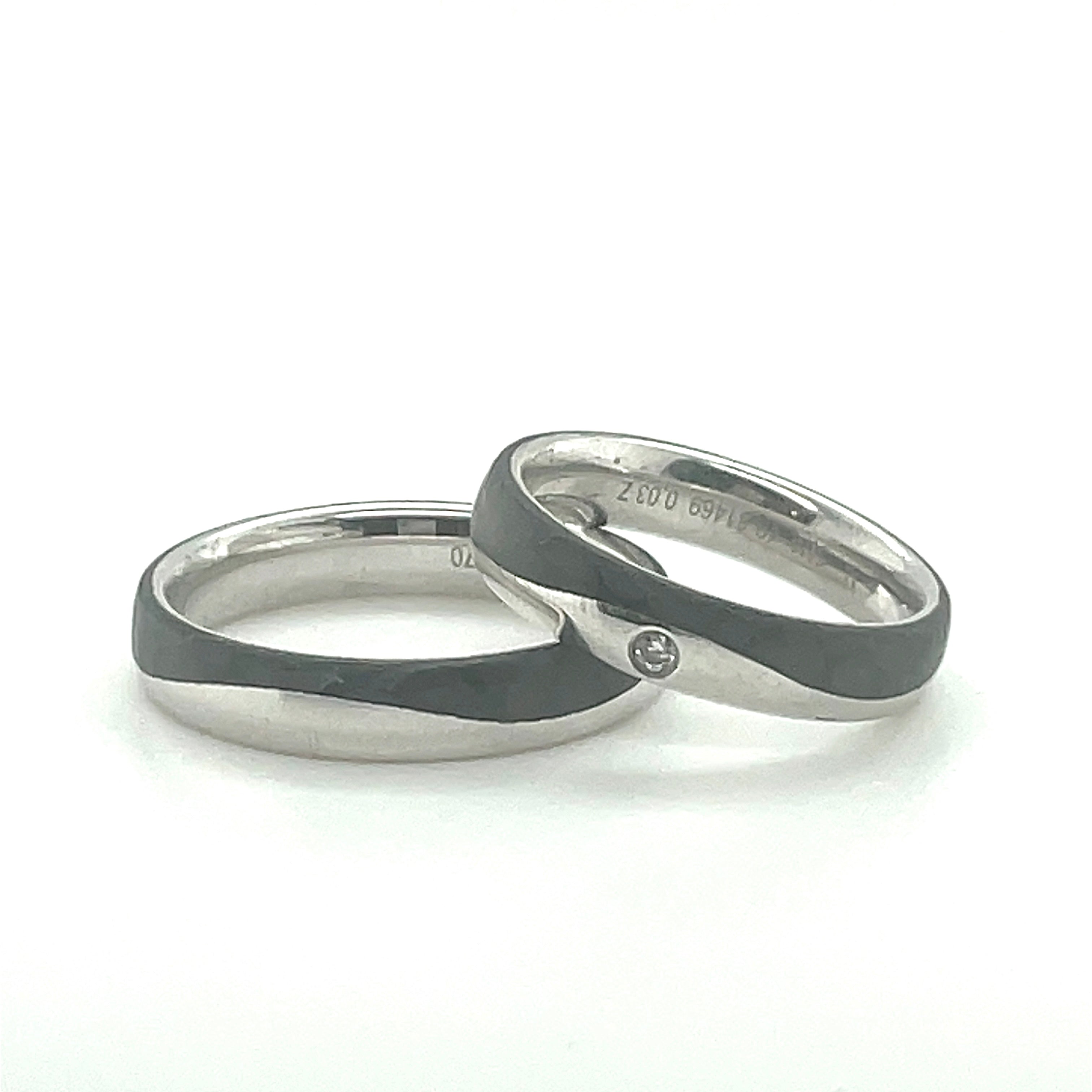 Black Carbon Twist White Gold Wedding Band