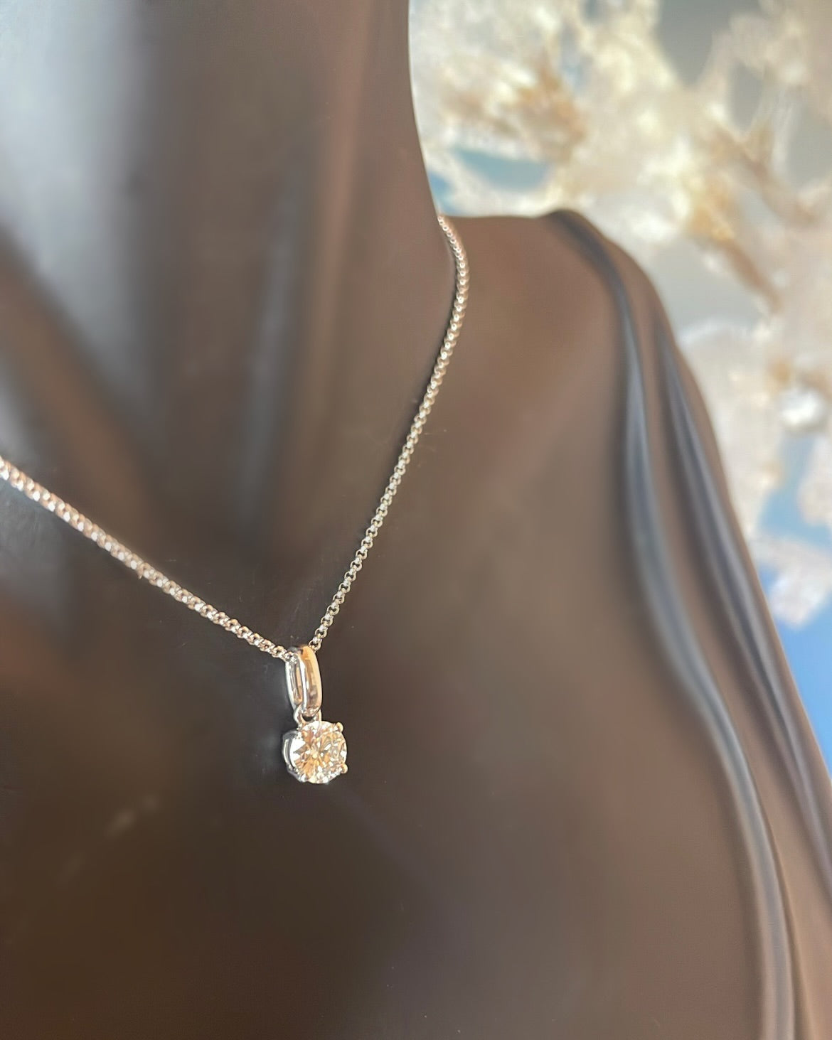 0.40ct Round Brilliant Diamond 18ct Gold Pendant