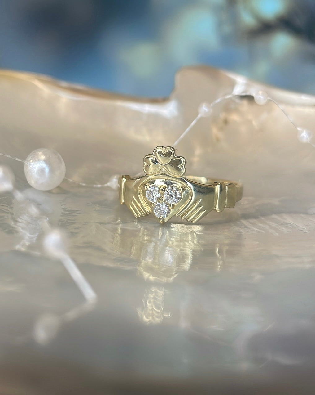 9ct Yellow Gold Triple Diamond Shamrock Crown Claddagh Ring