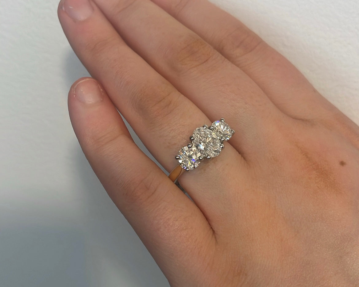 2.94ct Oval & Round Brilliant Trilogy Ring in 18ct Yellow Gold