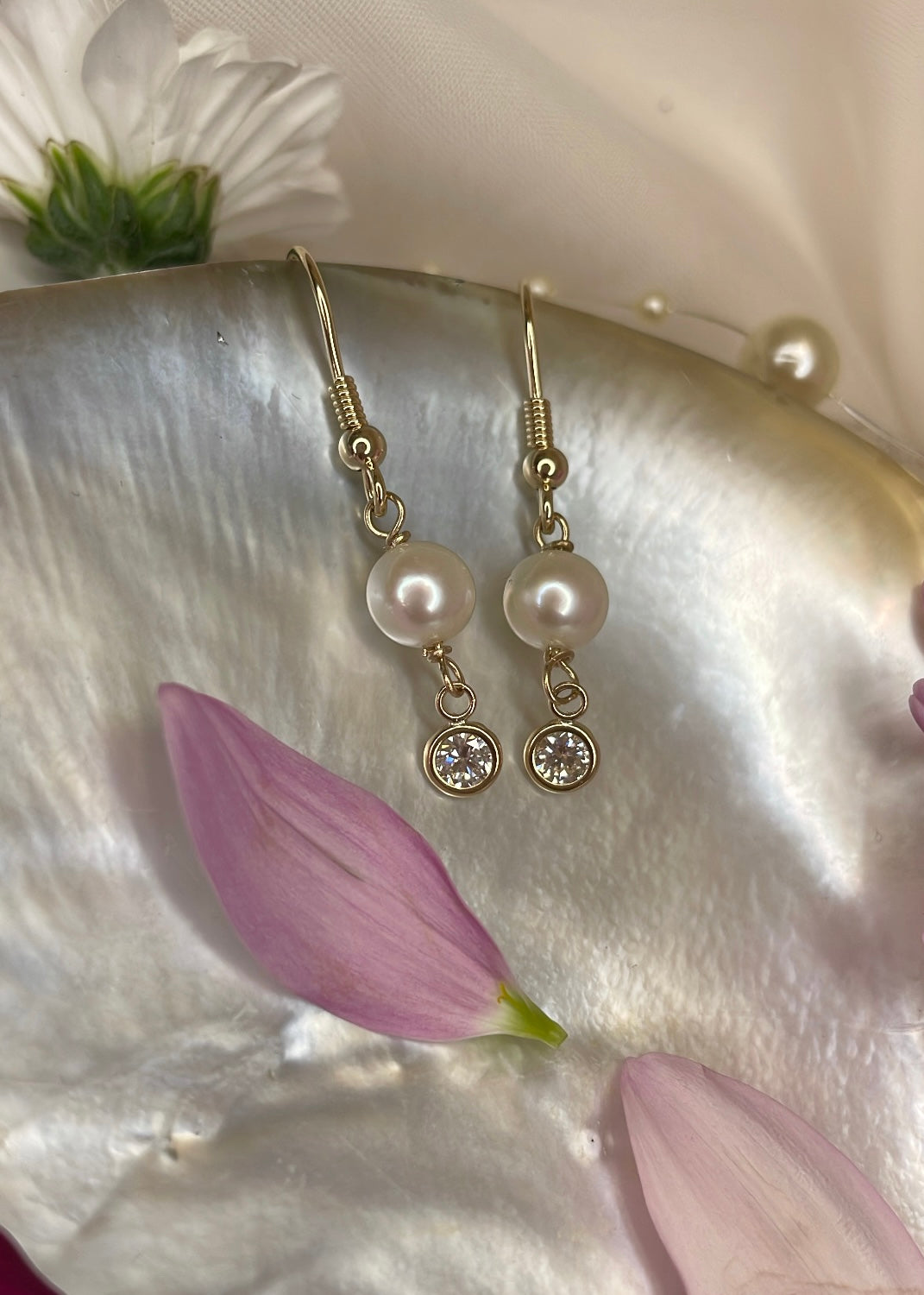 9ct Gold Freshwater Pearl & Diamond Shepherd Hook Earrings