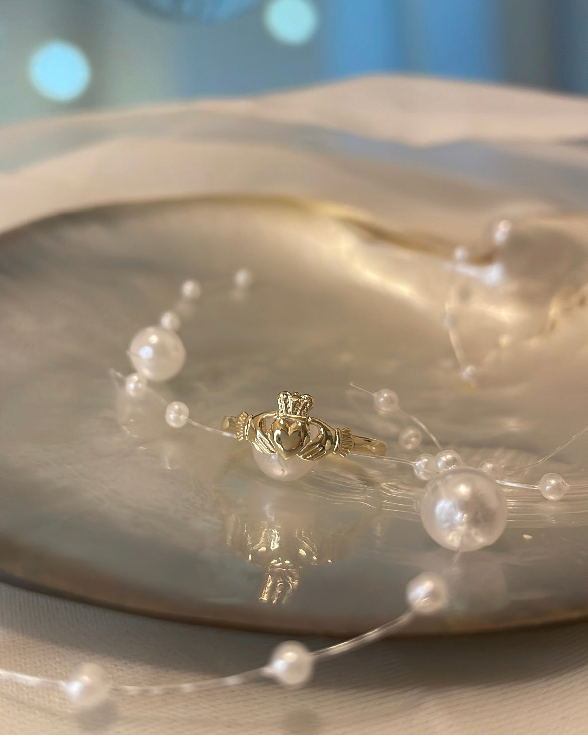 9ct Yellow Gold Light Pinky Claddagh Ring