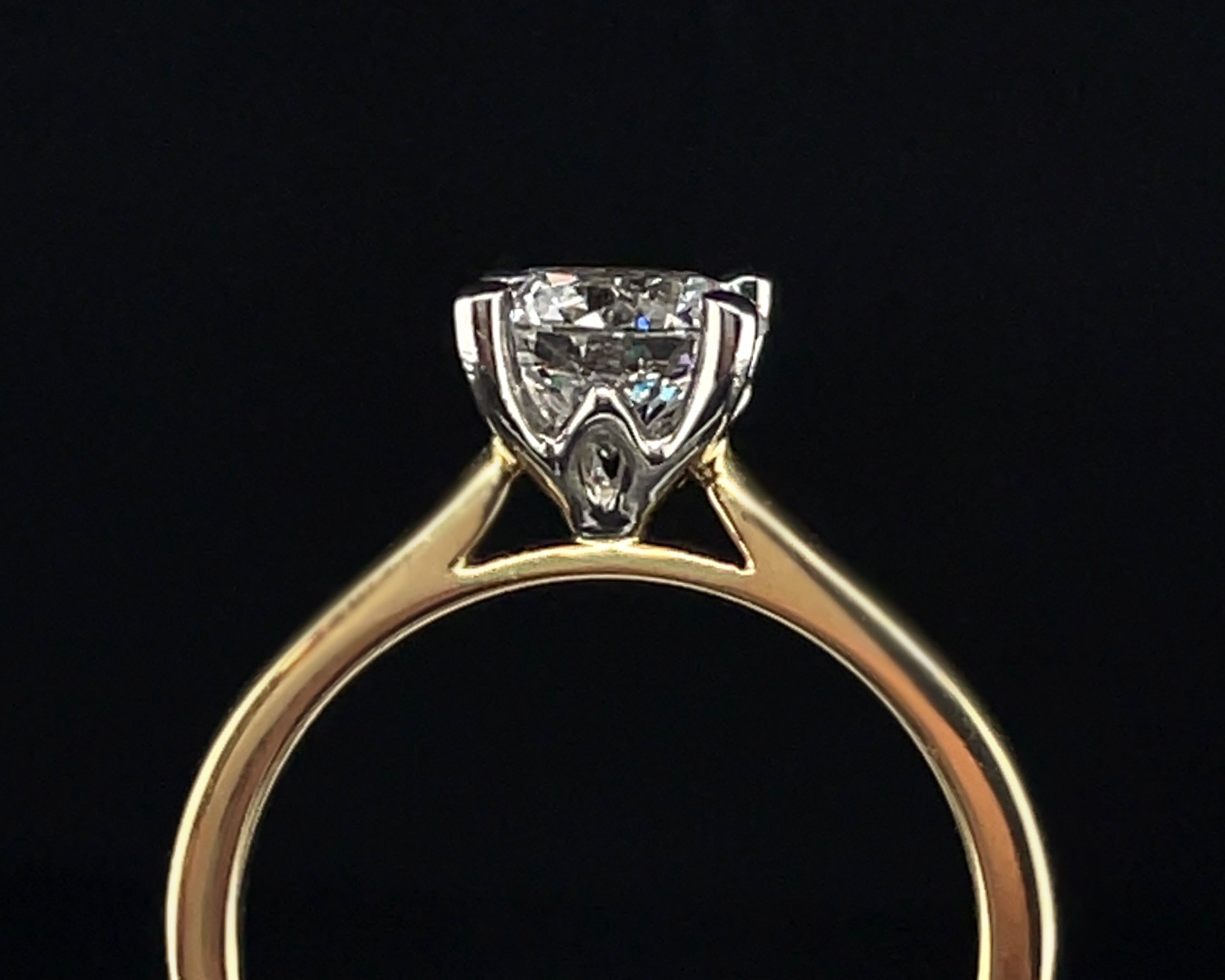 1.25ct Round Brilliant Solitaire Ring in 18ct Yellow Gold with Platinum Setting