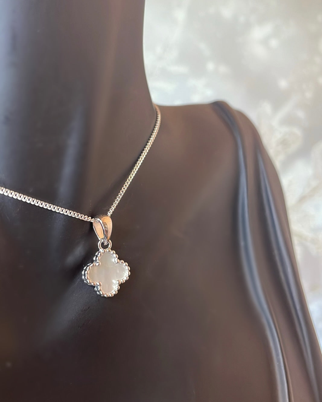 Sterling Silver Clover & Mother of Pearl Pendant