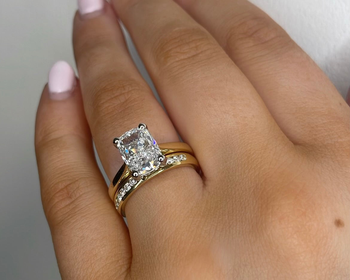 18ct Yellow Gold Channel-Set Diamond Wedding Band