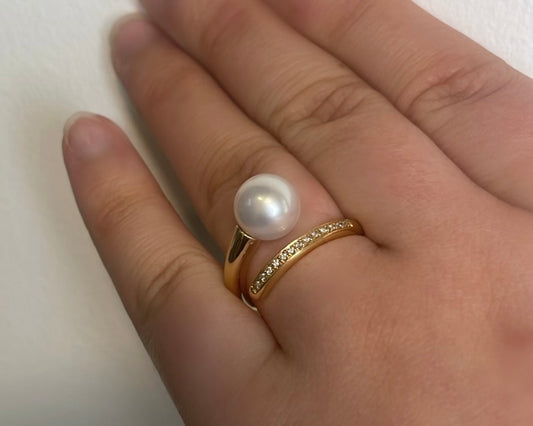 18ct Pearl and Diamond Wrap Around Ring