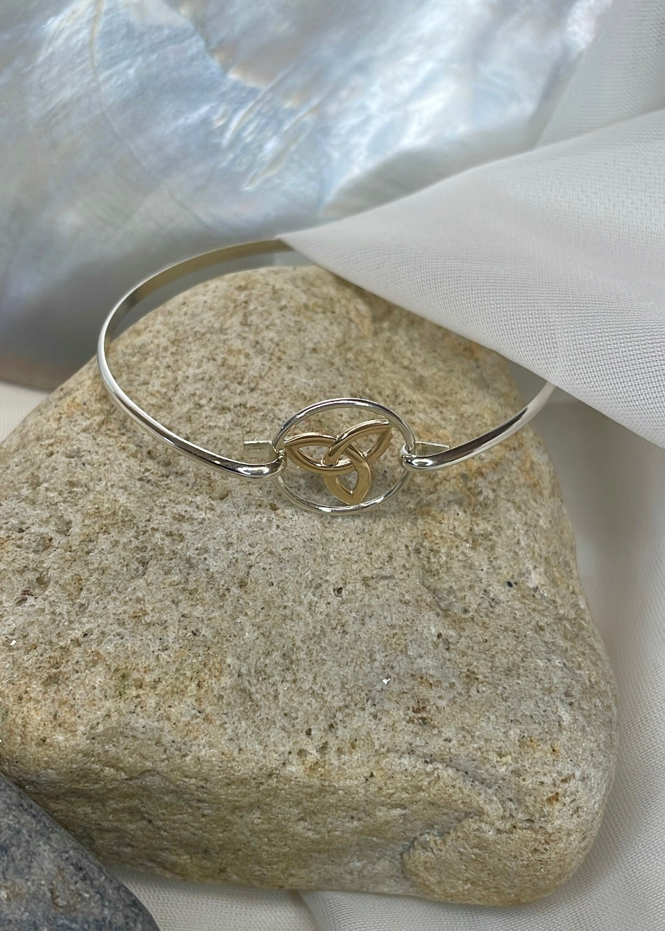 9ct Gold Trinity Knot & Sterling Silver Circle Bangle