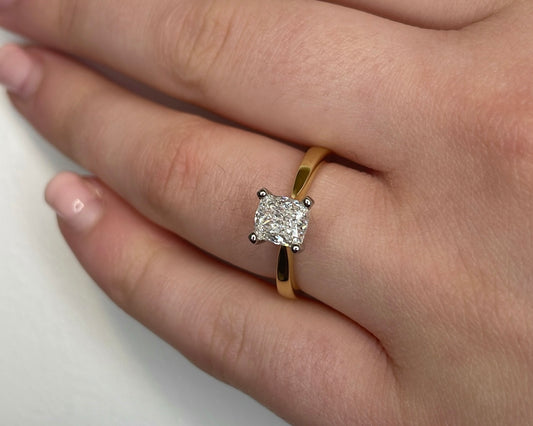 1ct Cushion Cut Diamond 18ct Yellow Gold Engagement Ring