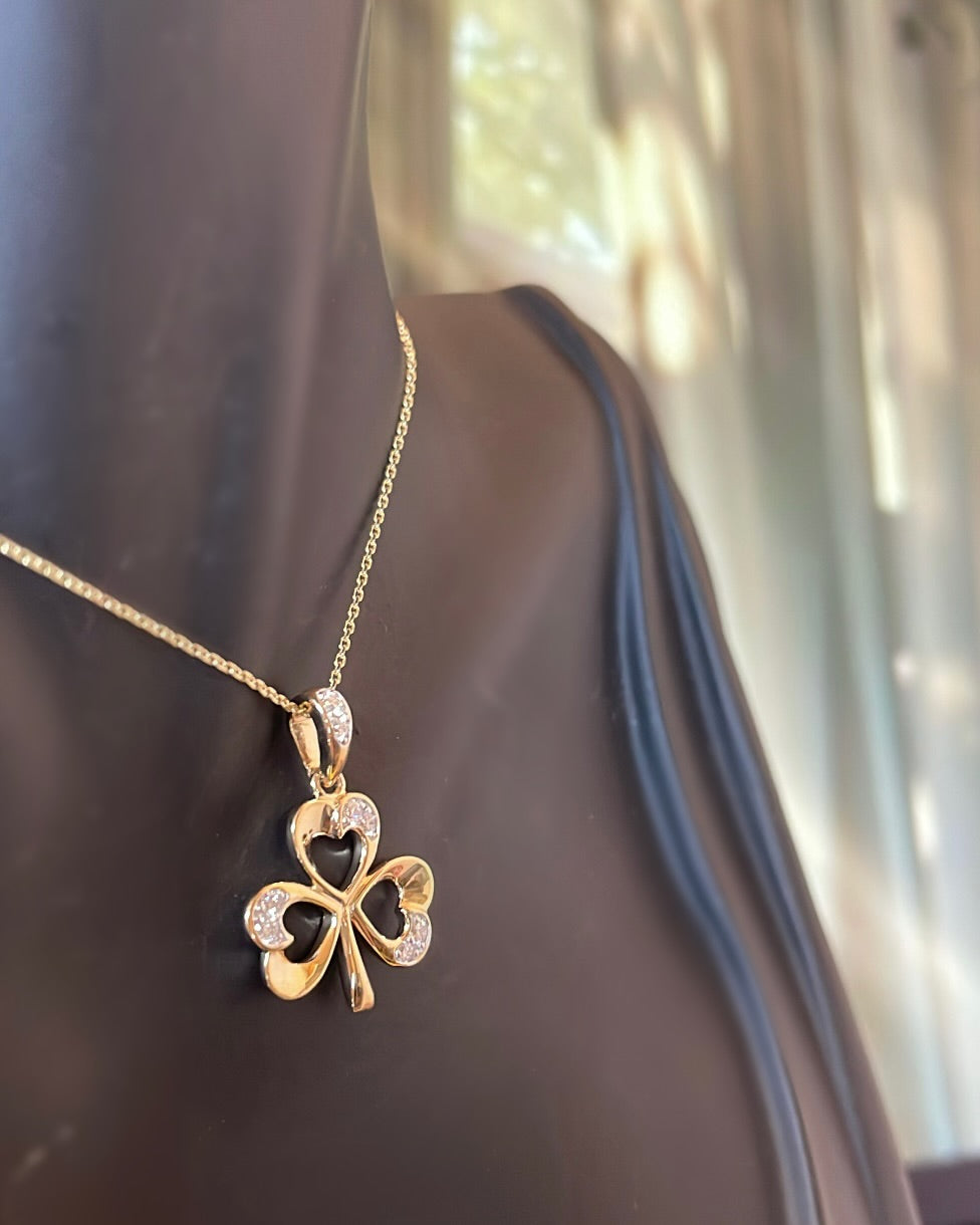 9ct Yellow Gold & Diamond Shamrock Pendant