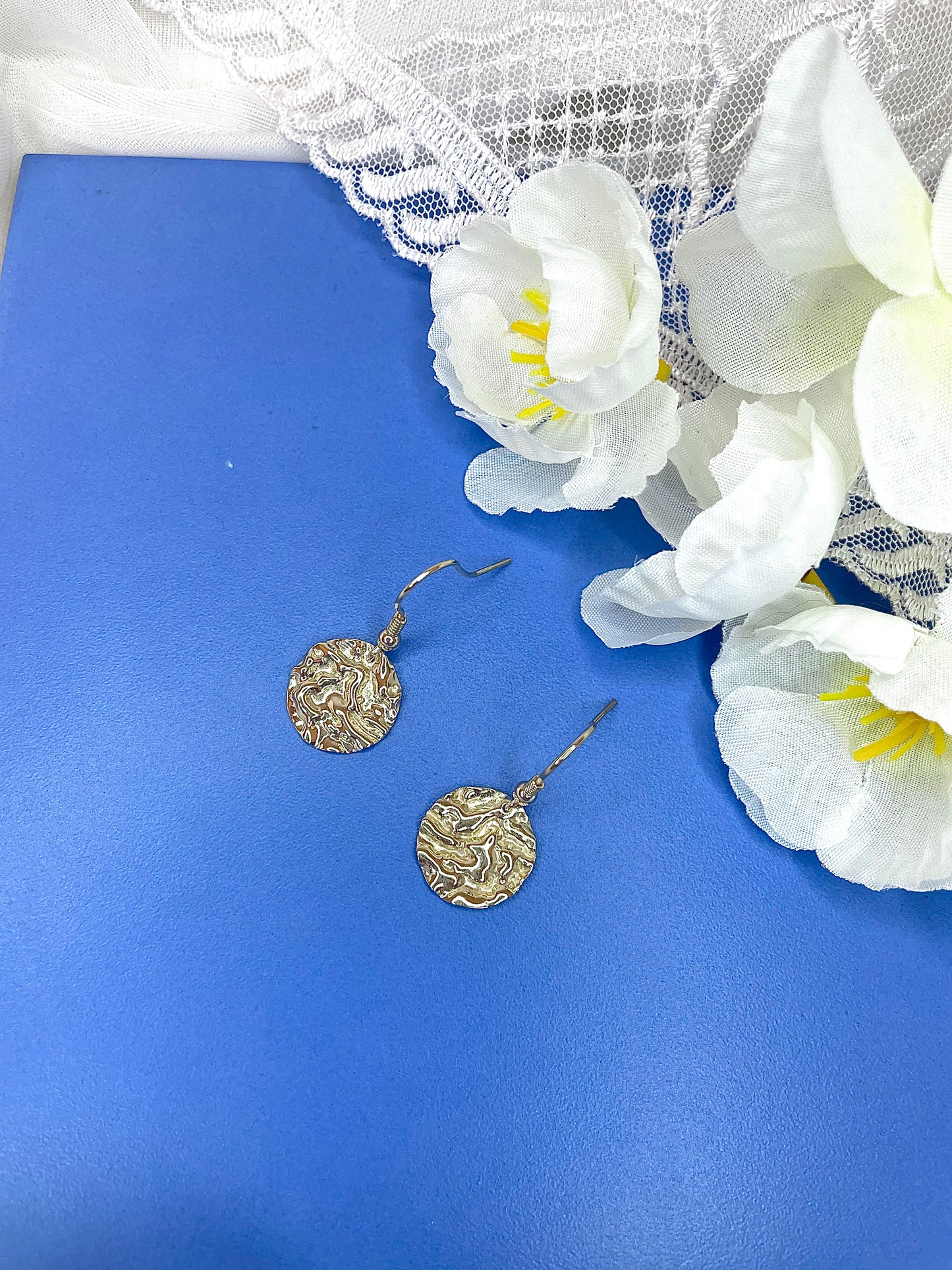 9ct gold Petite Disc with hammered finish Earrings