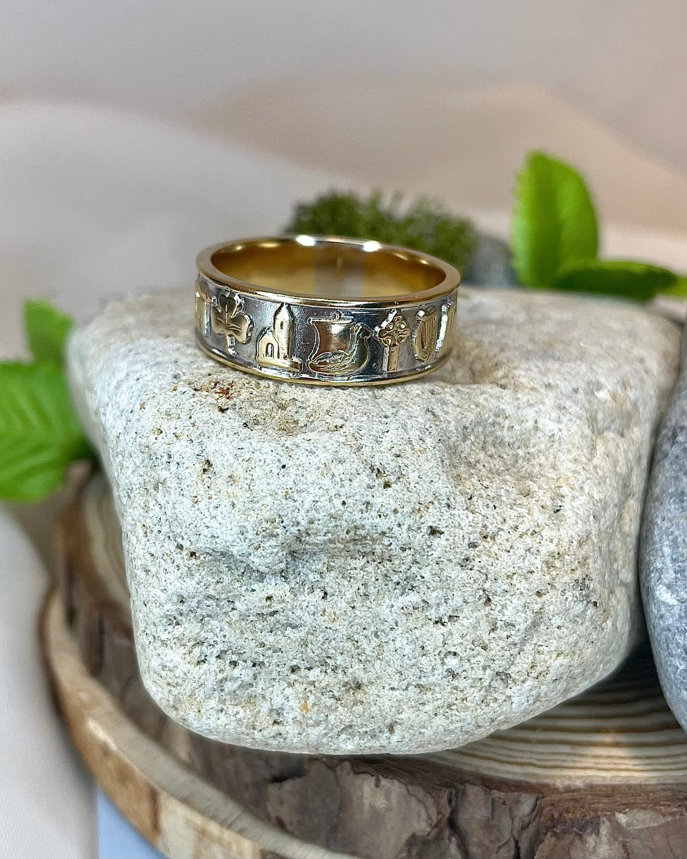 14ct Gold Ring of Ireland