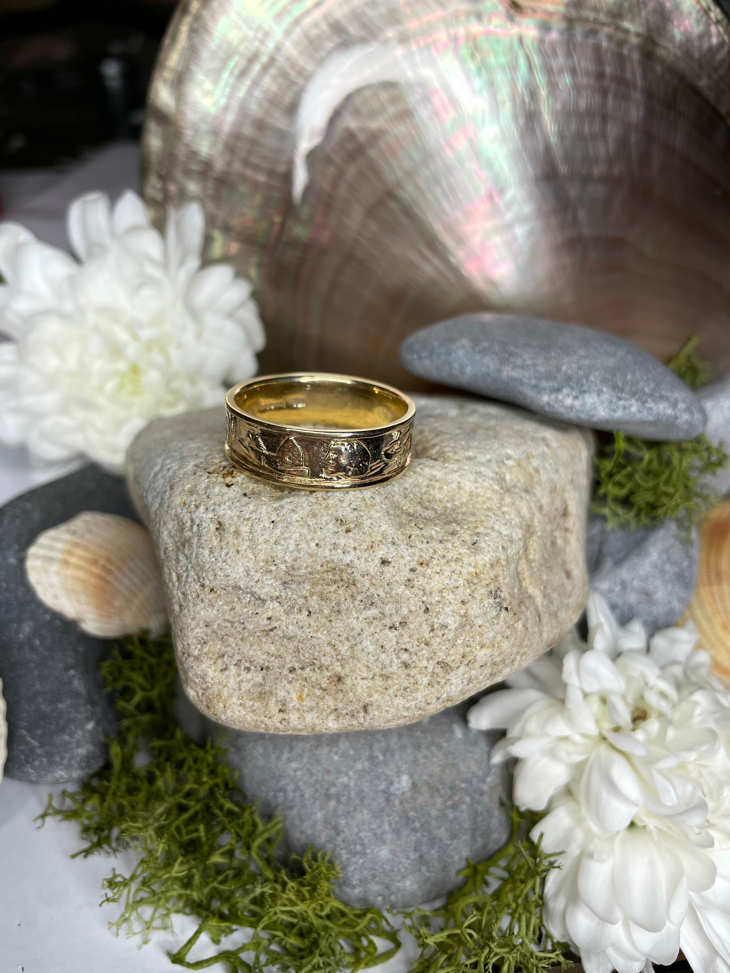 Story of Mayo 9ct Yellow Gold Ring