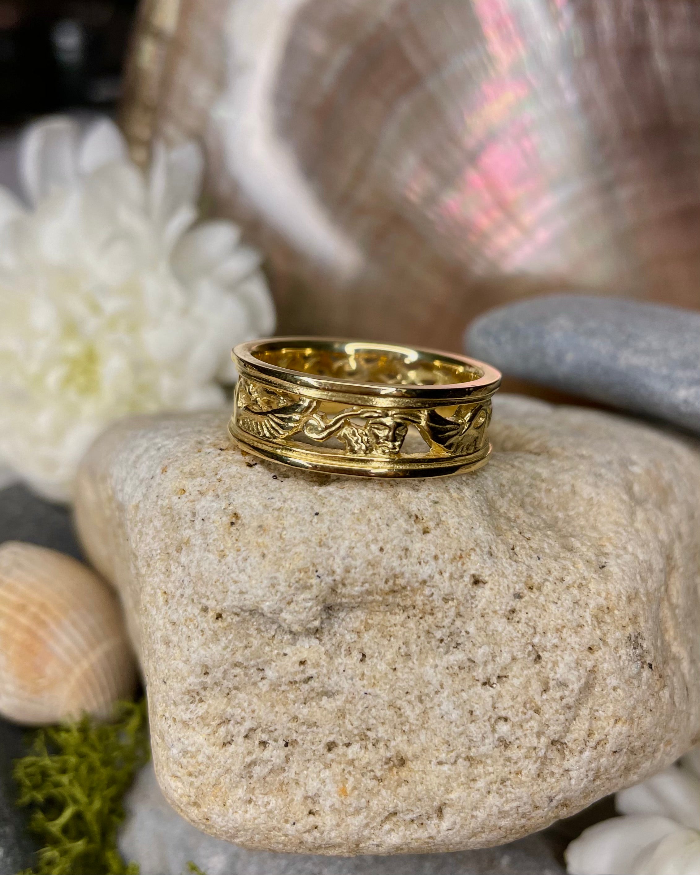 Children of Lir Openback Ring 18ct Gold