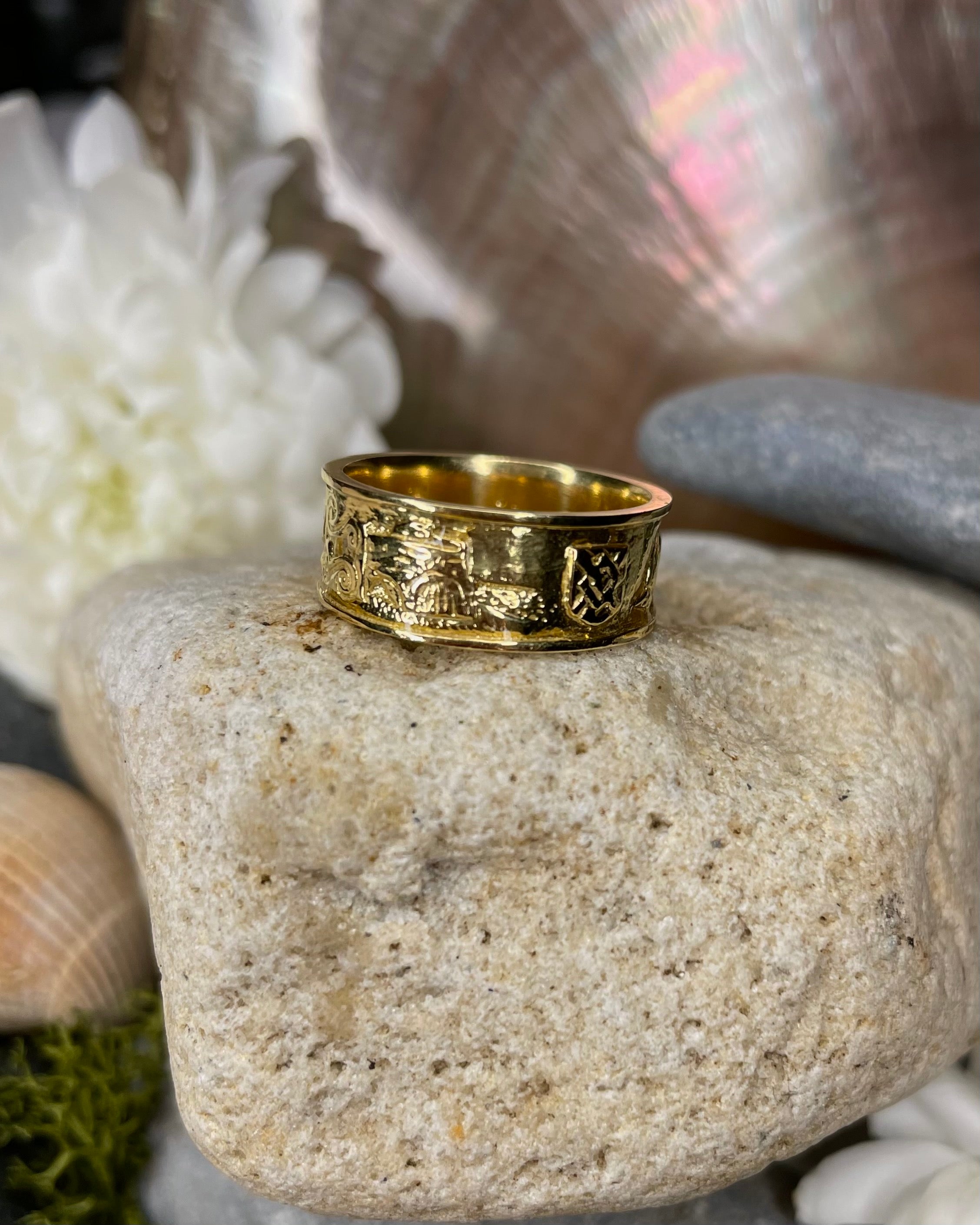 The Story of Galway 9ct Ring
