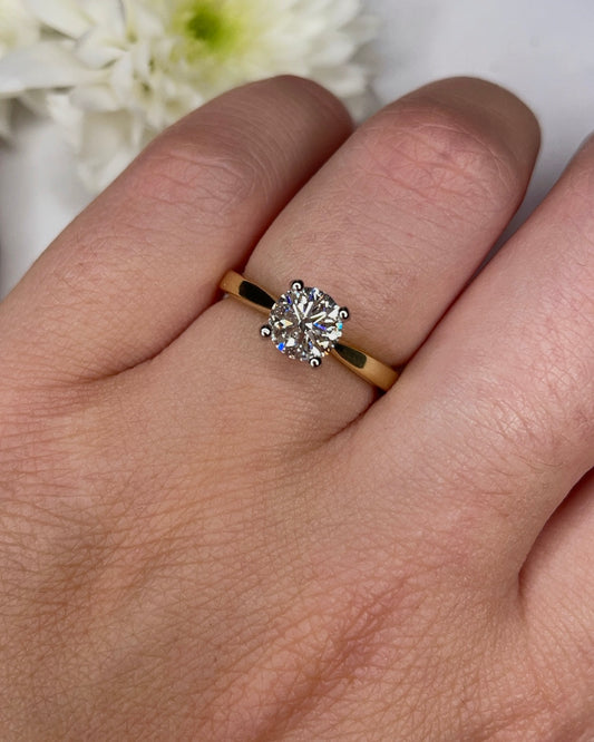 Yellow Gold Lab Grown Diamond Solitaire Engagement Ring 0.90cts
