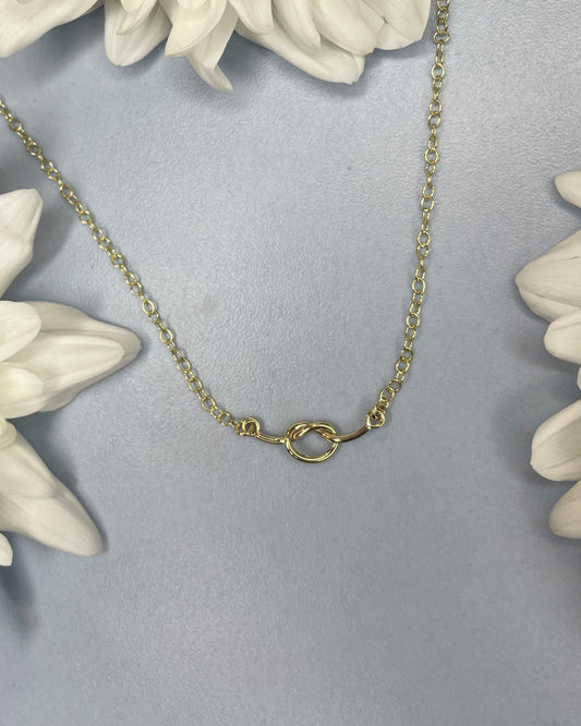 9ct Yellow Gold Love Knot Pendant